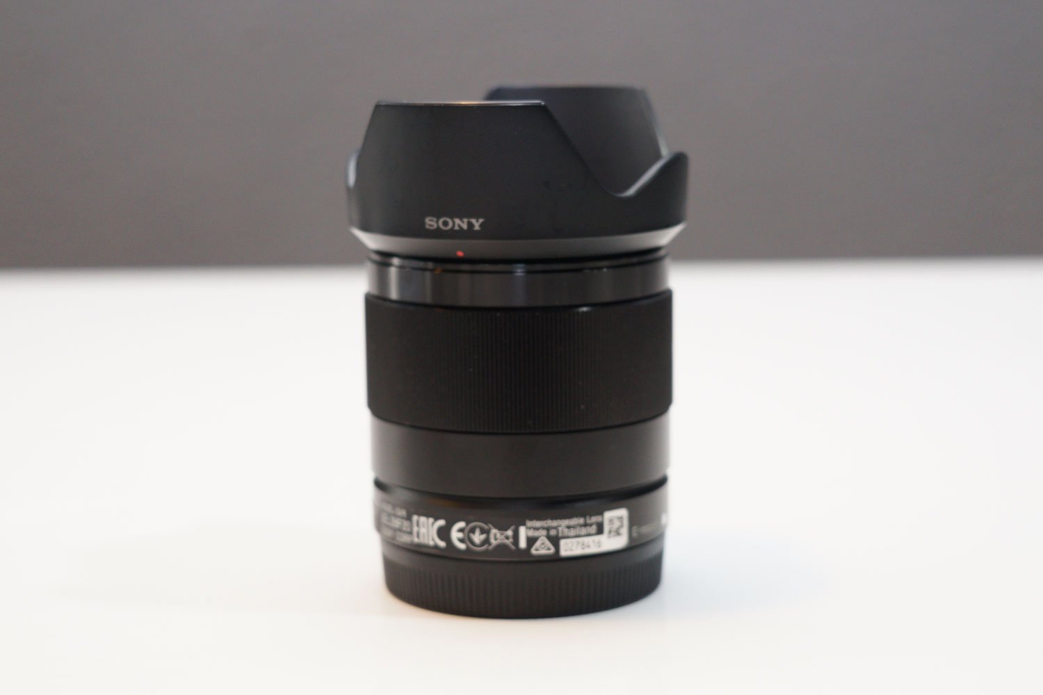 sony fe 28mm lens